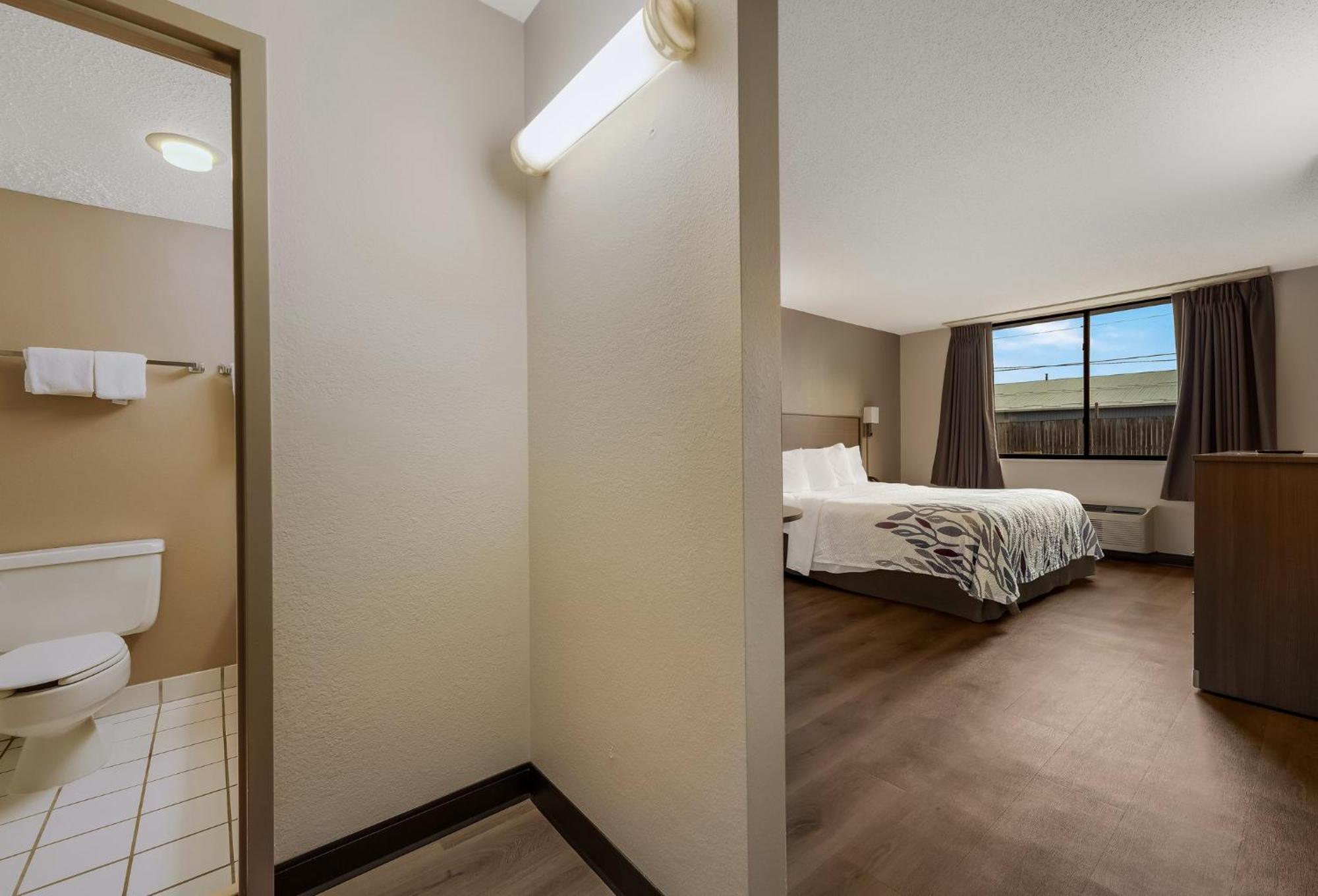 รามาดา บาย วินด์แฮม เพนต์ โพสต์ คอร์นิง Hotel Painted Post ภายนอก รูปภาพ