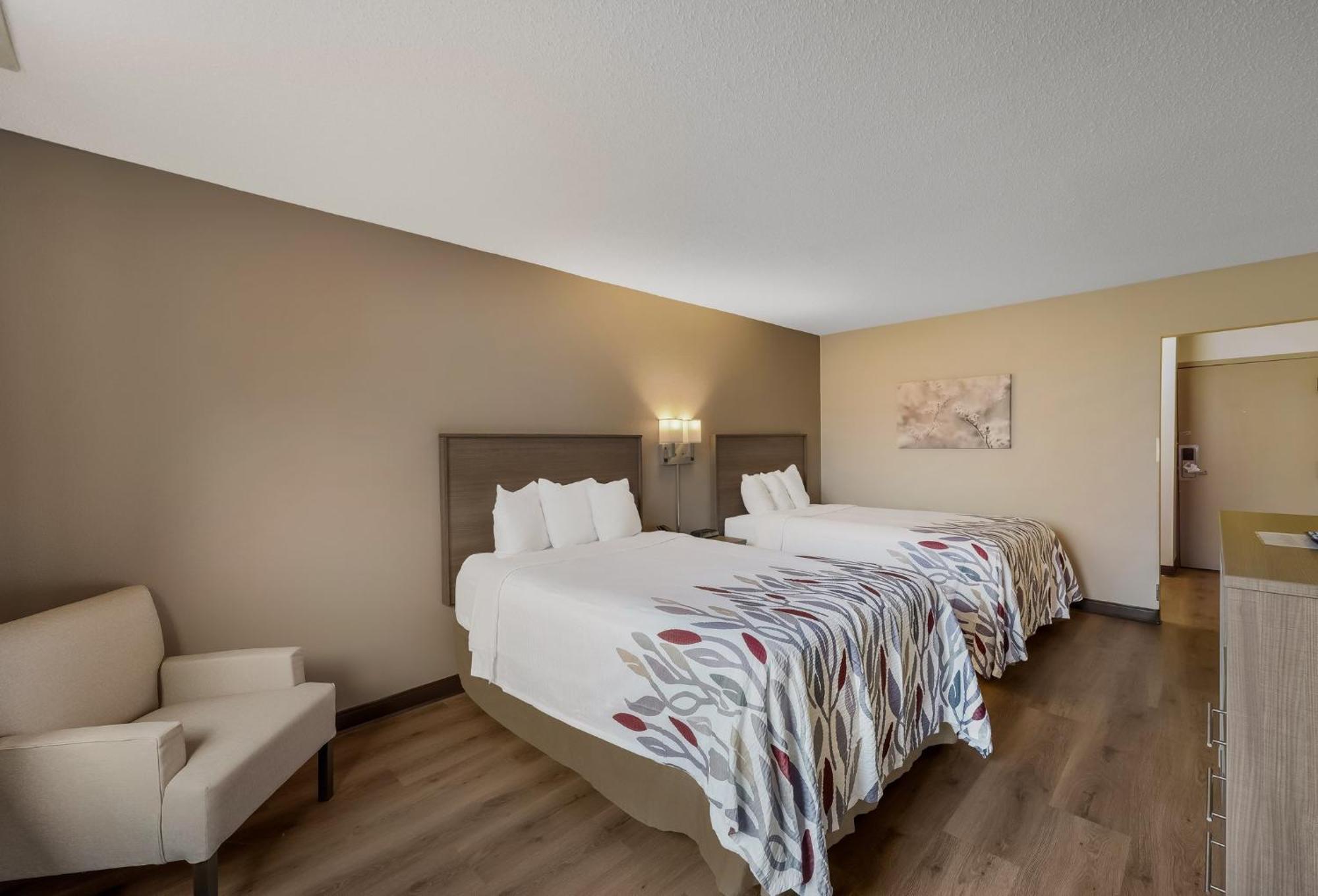 รามาดา บาย วินด์แฮม เพนต์ โพสต์ คอร์นิง Hotel Painted Post ภายนอก รูปภาพ
